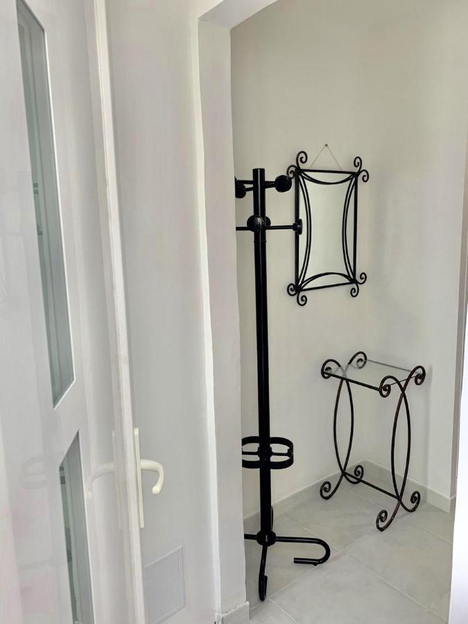 T2 Bis Cosy Climatise, Intra Muros Apartment *